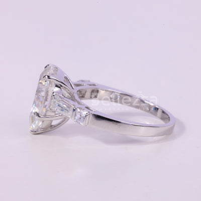 1.0CT Pear Cut Three Stone Moissanite Engagement Ring