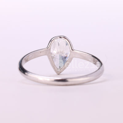 1.00CT Pear Cut Moissanite Diamond Solitaire Engagement Ring