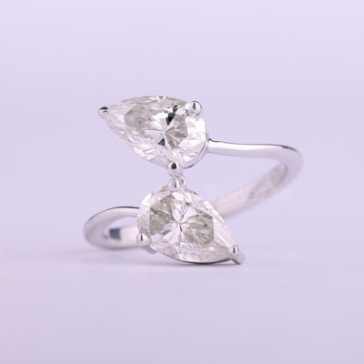 1.0CTW Pear Cut Diamond Toi Et Moi Bypass Shank Wedding Ring
