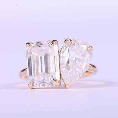 2.0CTW Emerald & Pear Cut Toi Et Moi Moissanite Engagement Ring