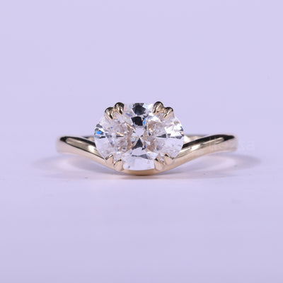 1.50CT East-West Oval Cut Diamond Curved Moissanite Engagement Ring