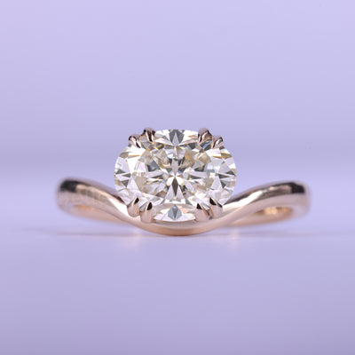 1.50CT East-West Oval Cut Curved Moissanite Engagement Ring