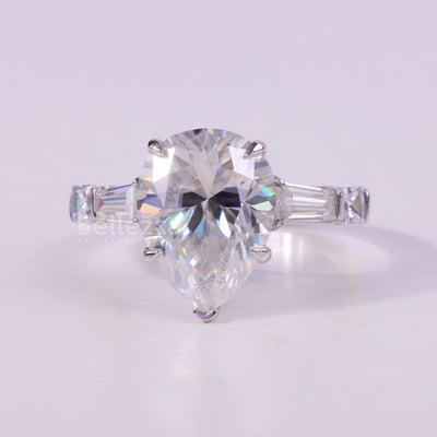 1.0CT Pear Cut Three Stone Moissanite Engagement Ring