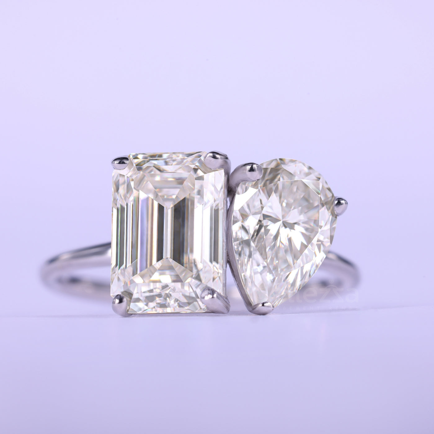 1.0CT Emerald & Pear Cut Toi Et Moi Moissanite Engagement Ring
