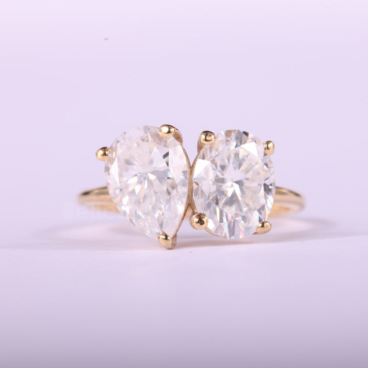 2.0CTW Oval & Pear Cut Toi Et Moi Moissanite Engagement Ring