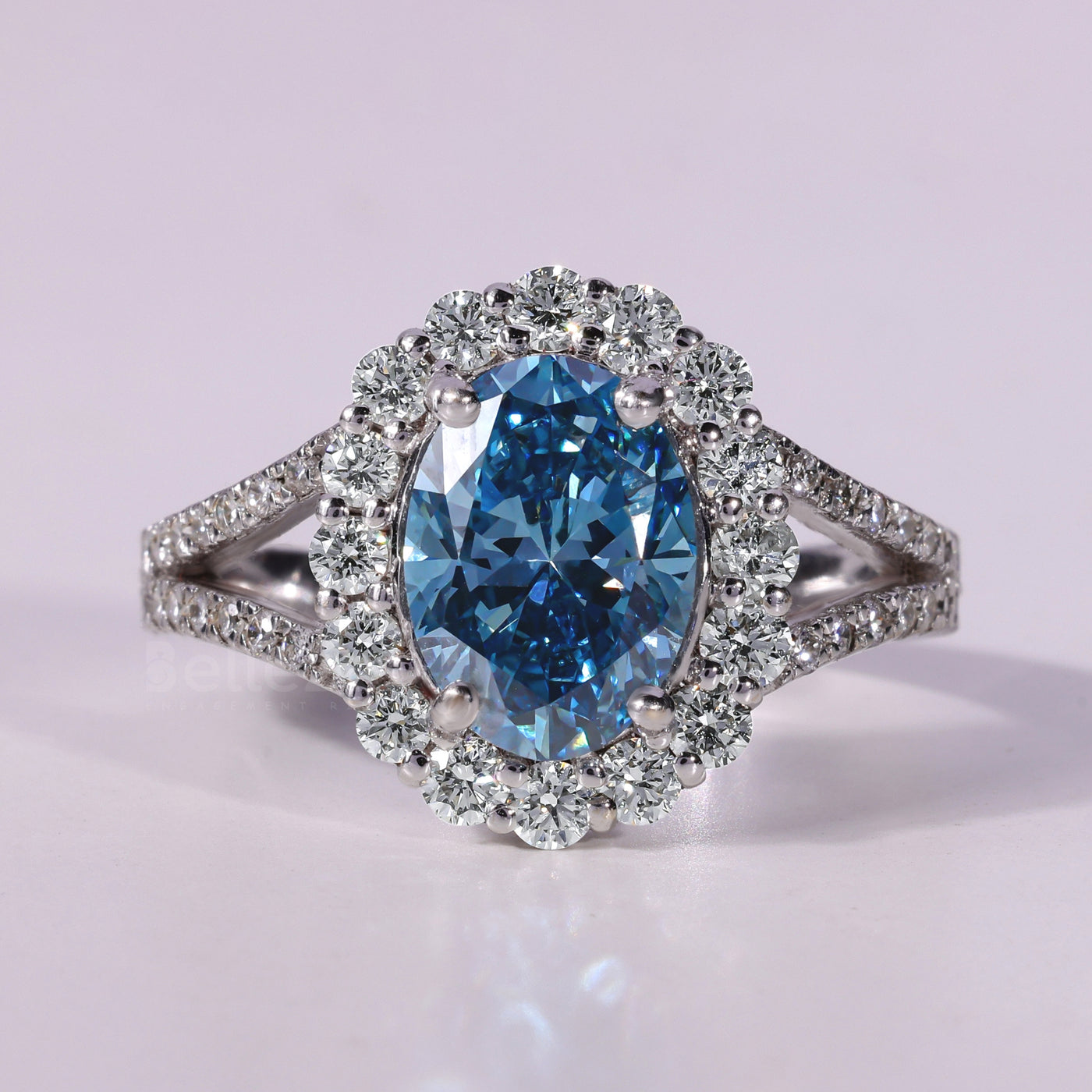 1.0CT-2.0CT Blue Oval Cut Diamond Halo Moissanite Engagement Ring