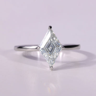 1.0CT Kite Cut Diamond Solitaire Moissanite Engagement Ring