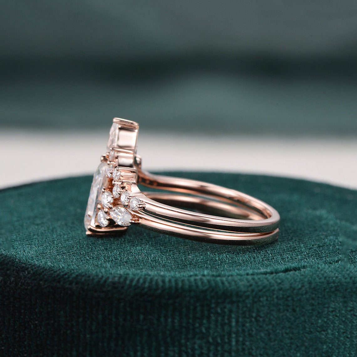 1-50-ct-pear-cut-cluster-moissanite-bridal-ring-set-1