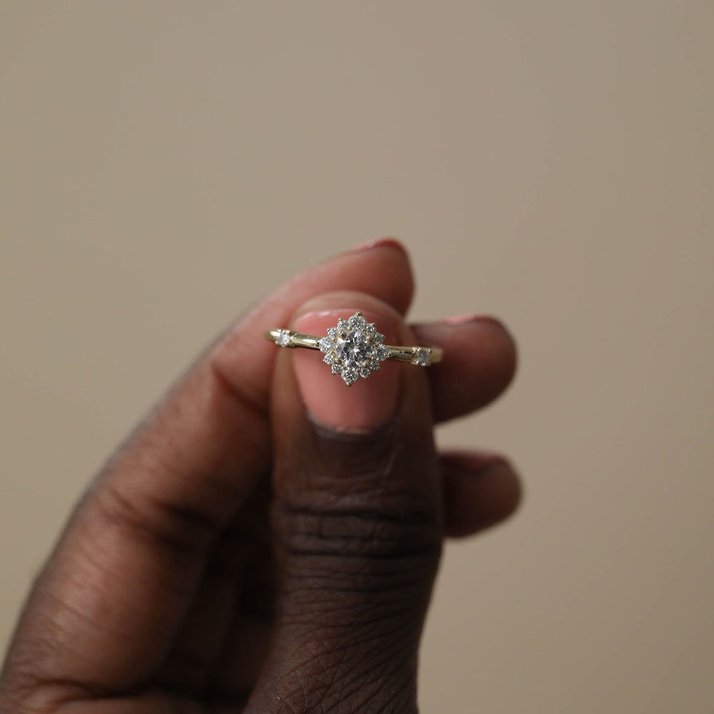 0.25ct Round Cut Halo Moissanite Diamond Engagement Ring