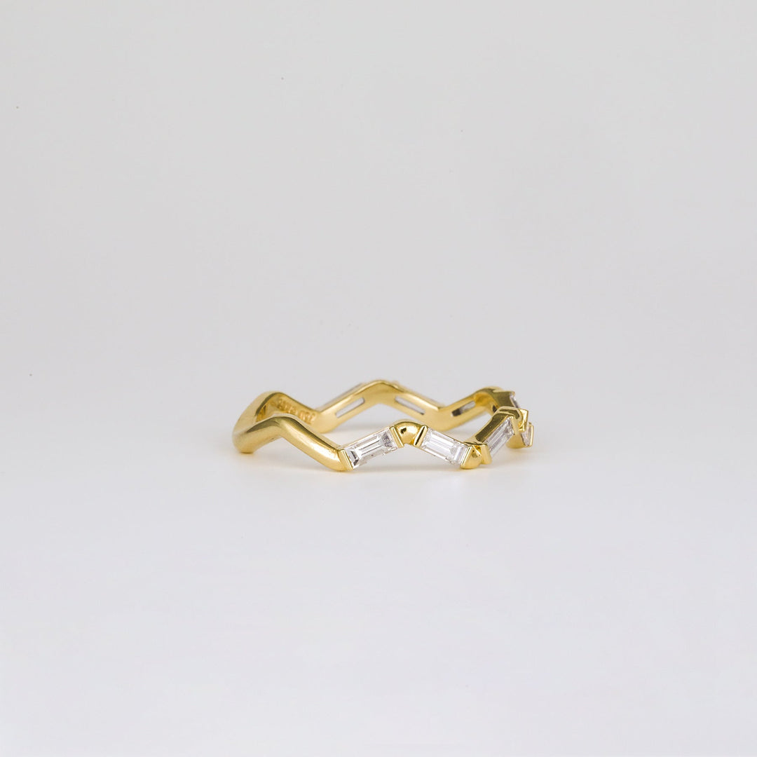 0.44 TCW Baguette Lab Grown Diamond Zig Zag Wedding Band