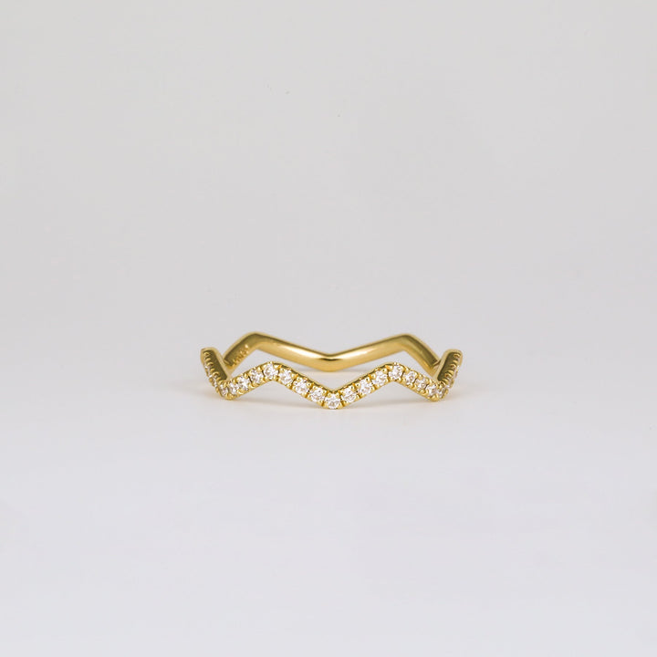 0.44 TCW Round Lab Grown Diamond Zig Zag Wedding Band