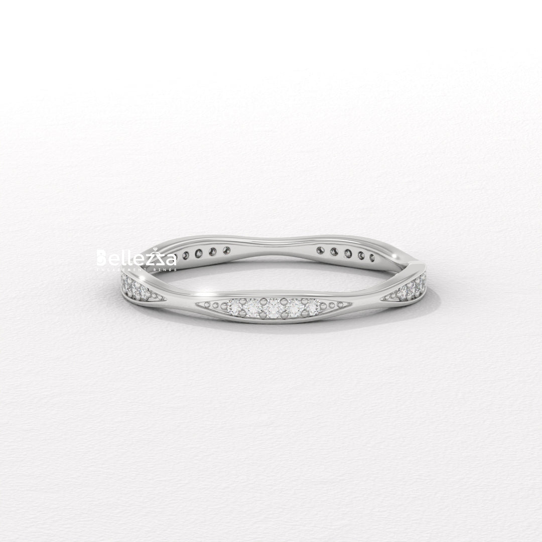 Round Diamond Unique Vintage Style Lab Grown Wedding Band