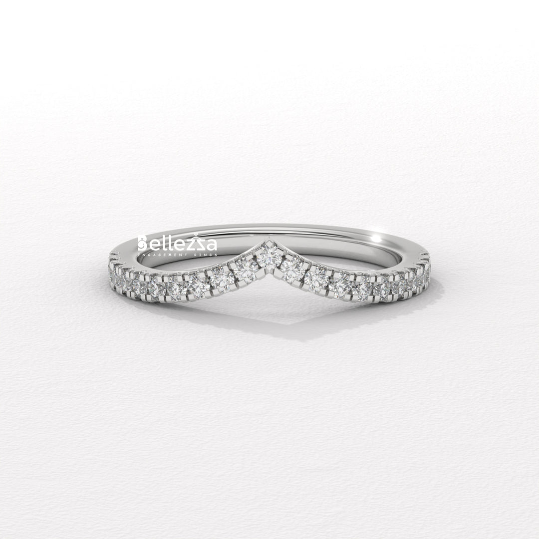 Round Diamond Curved Style Lab Grown Wedding Band