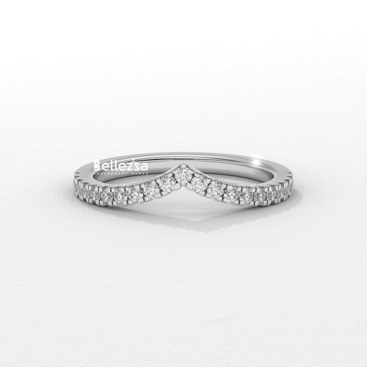 Round Diamond Curved Style Lab Grown Wedding Band