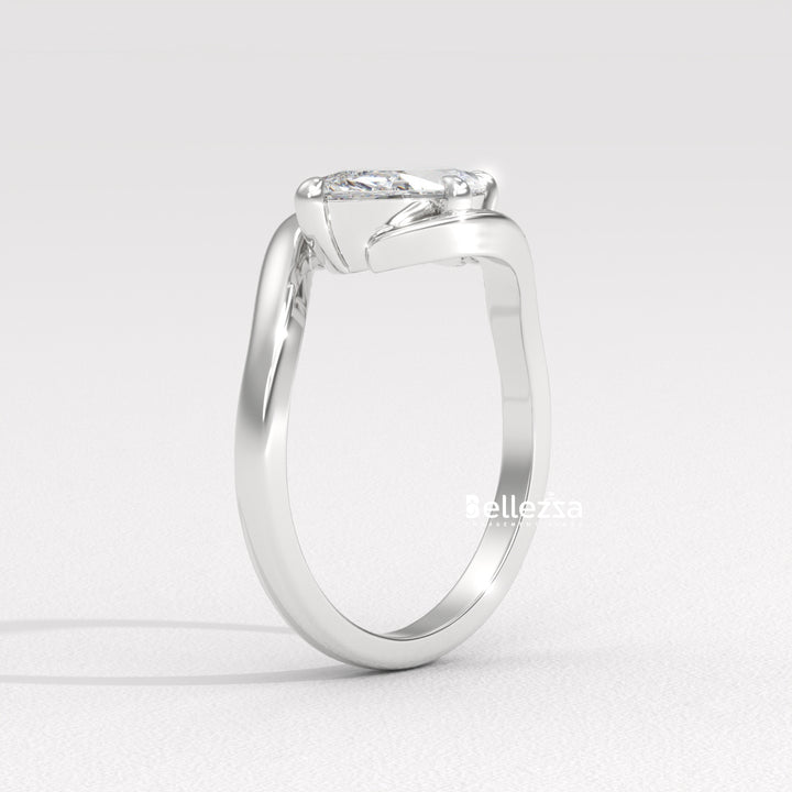 1.50-2.50CT East-West Marquise Cut Solitaire Lab Grown Engagement Ring