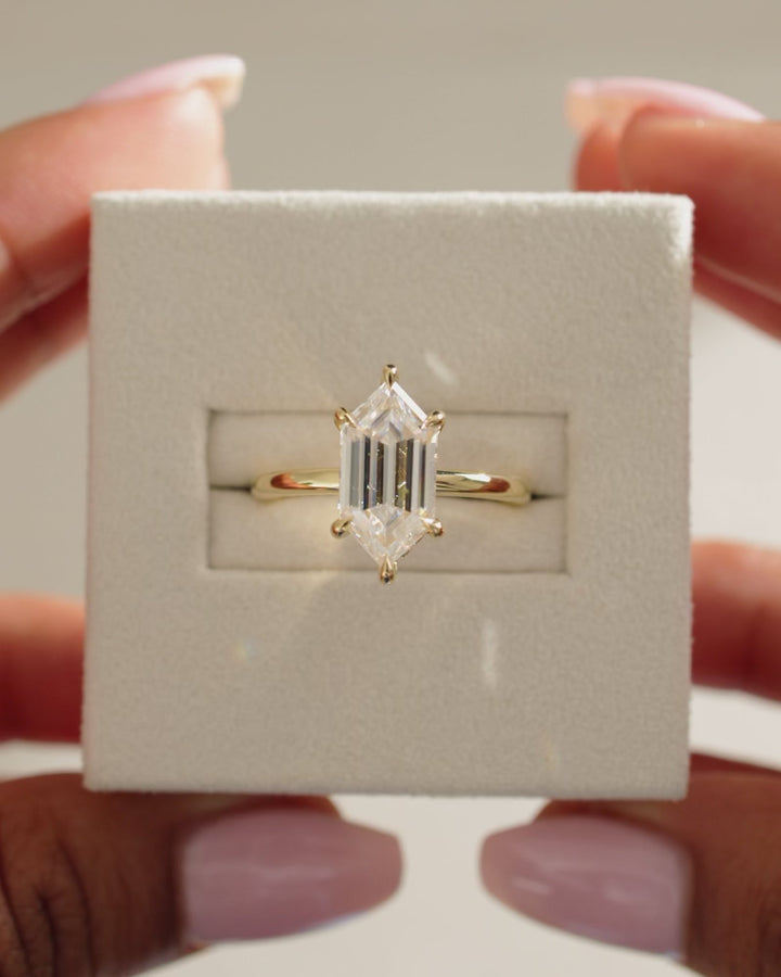 2.0CT Kite Cut Diamond Hidden Halo Moissanite Engagement Ring
