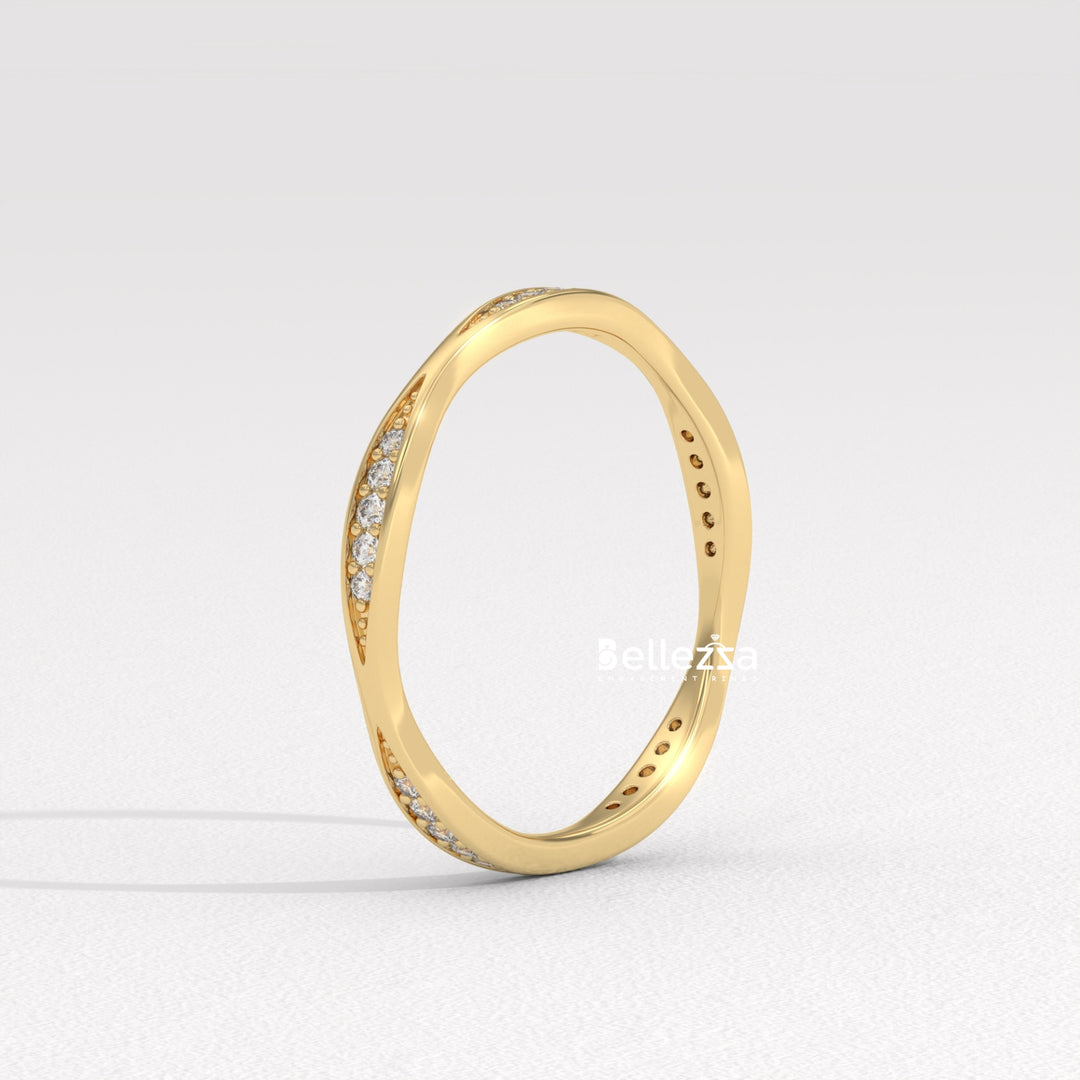 Round Diamond Unique Vintage Style Lab Grown Wedding Band