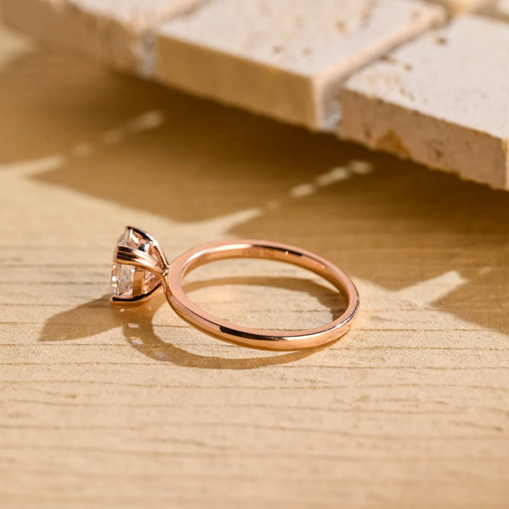 1.0 CT Oval Cut Diamond Solitaire Moissanite Engagement Ring