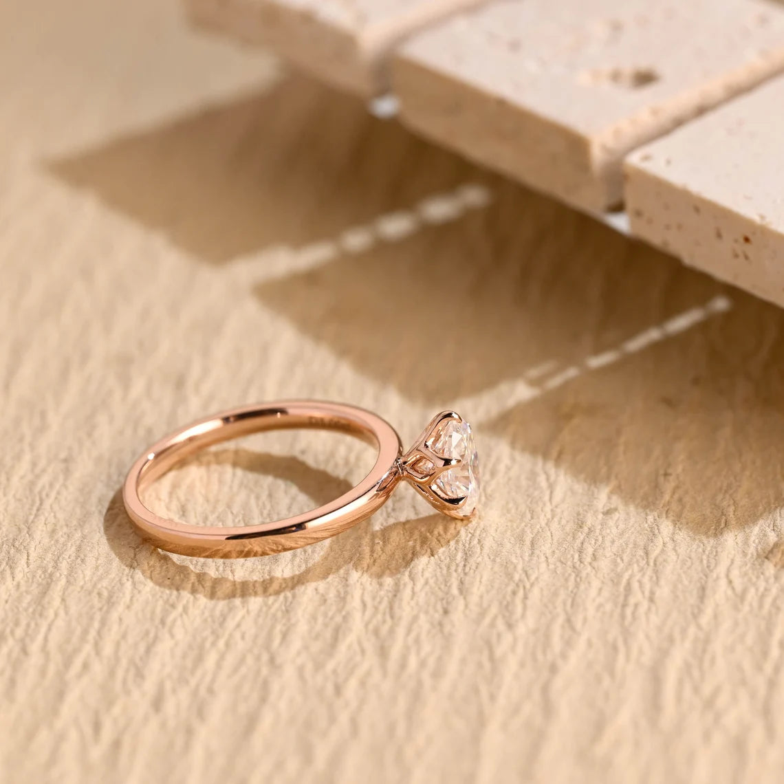 1.0CT Oval Diamond Solitaire Moissanite Engagement Ring