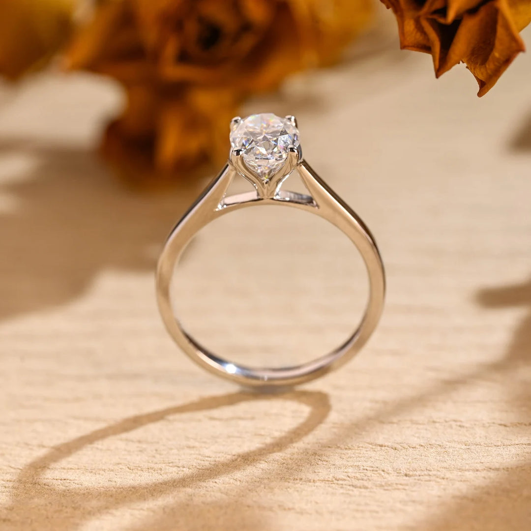 1.0 CT Oval Cut Diamond Solitaire Moissanite Engagement Ring