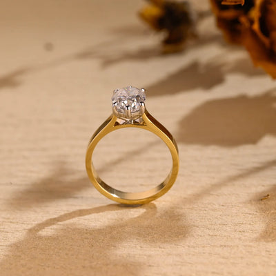 1.0 CT Oval Cut Solitaire Diamond Moissanite Engagement Ring