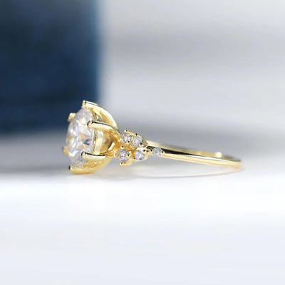 1.0 CT Round Brilliant Cluster Diamond Moissanite Engagement Ring