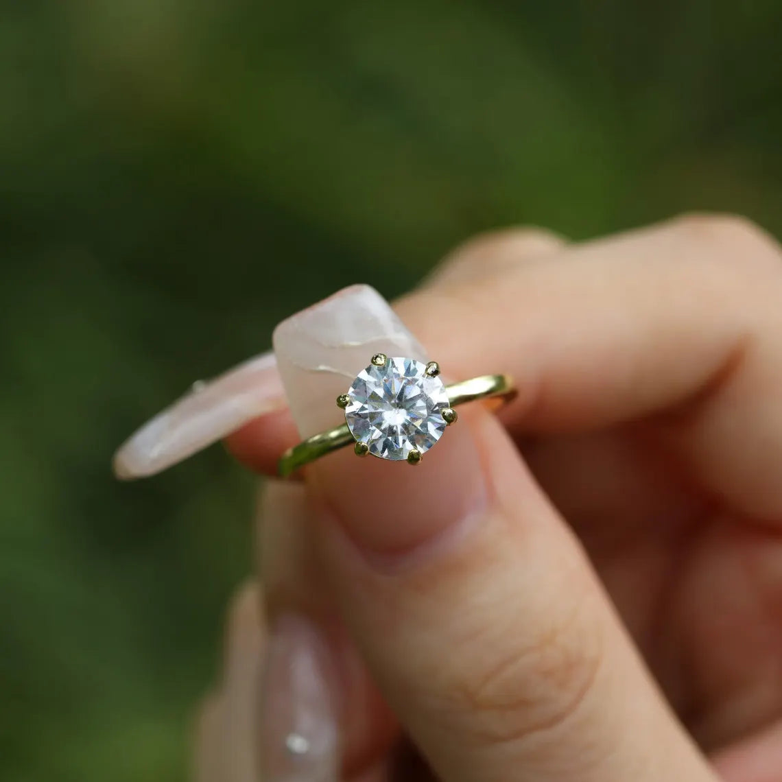 1.0CT Round Brilliant Cut Solitaire Diamond Moissanite Engagement Ring