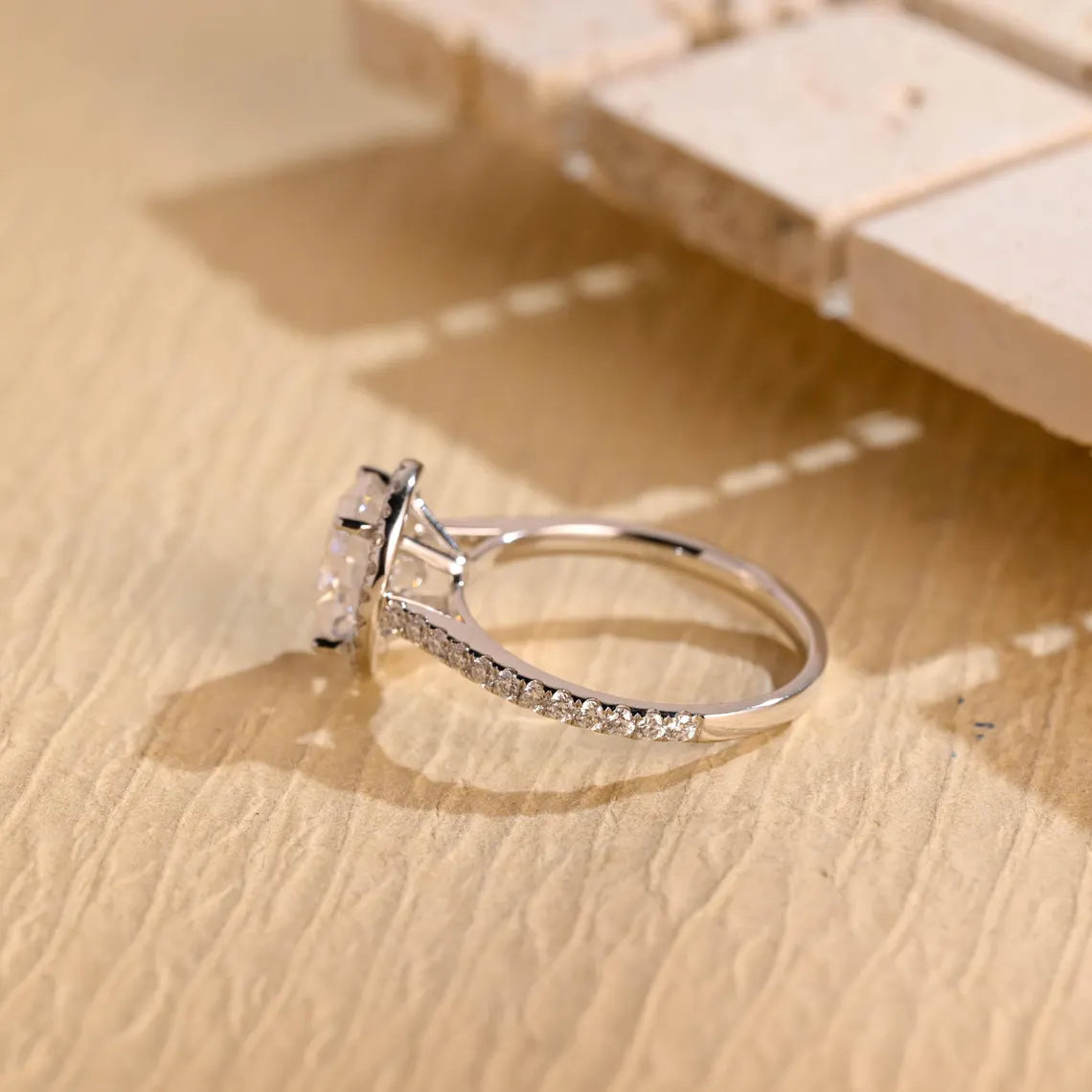 1.0 CT Oval Cut Halo Moissanite Engagement Ring