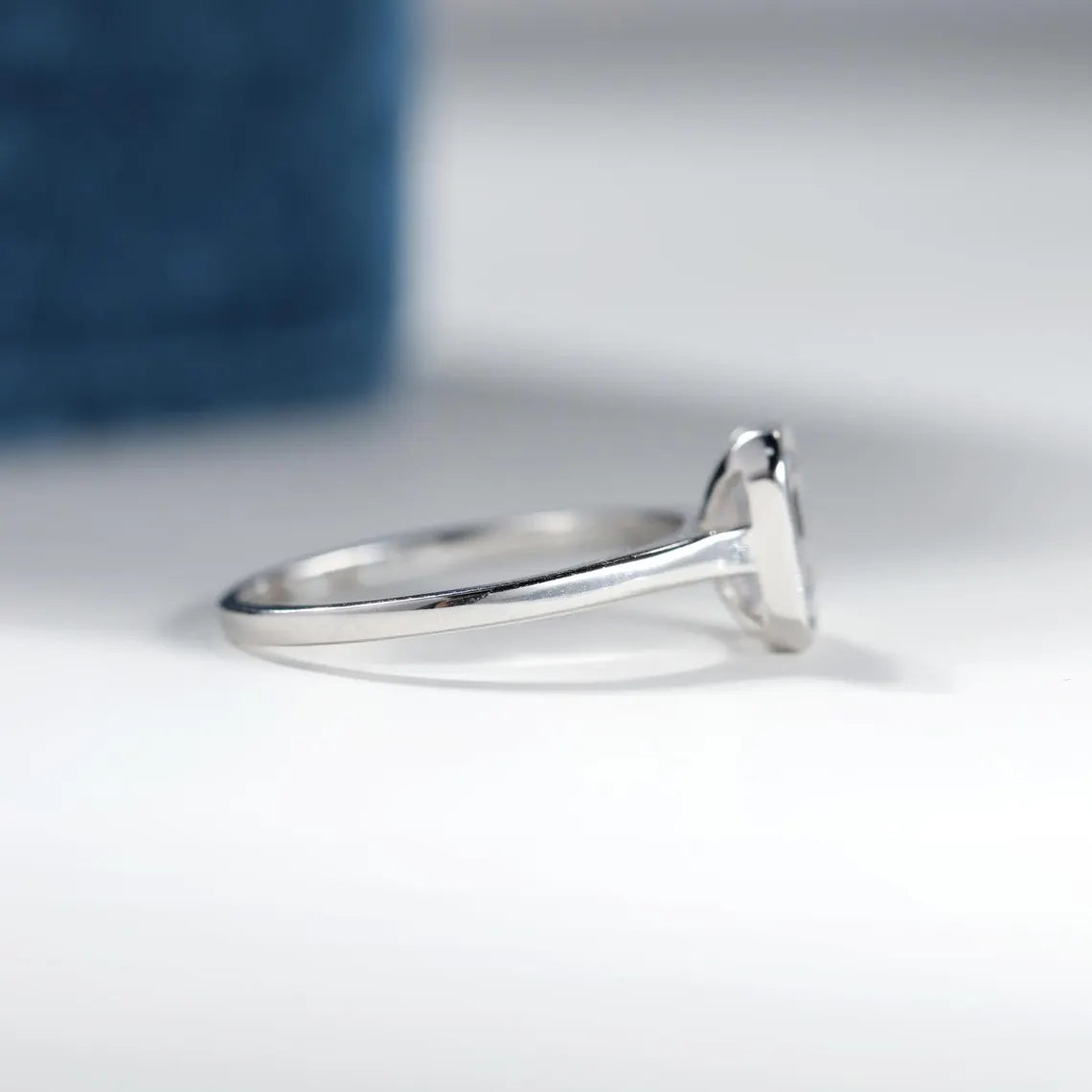 2.0CT Emerald Daimond Bezel Set Solitaire Moissanite Engagement Ring