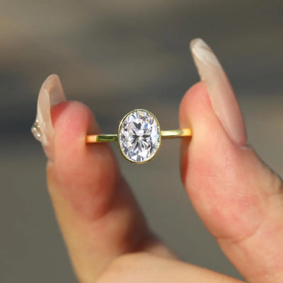 1.0CT Oval Daimond Bezel Setting Solitaire Moissanite Engagement Ring