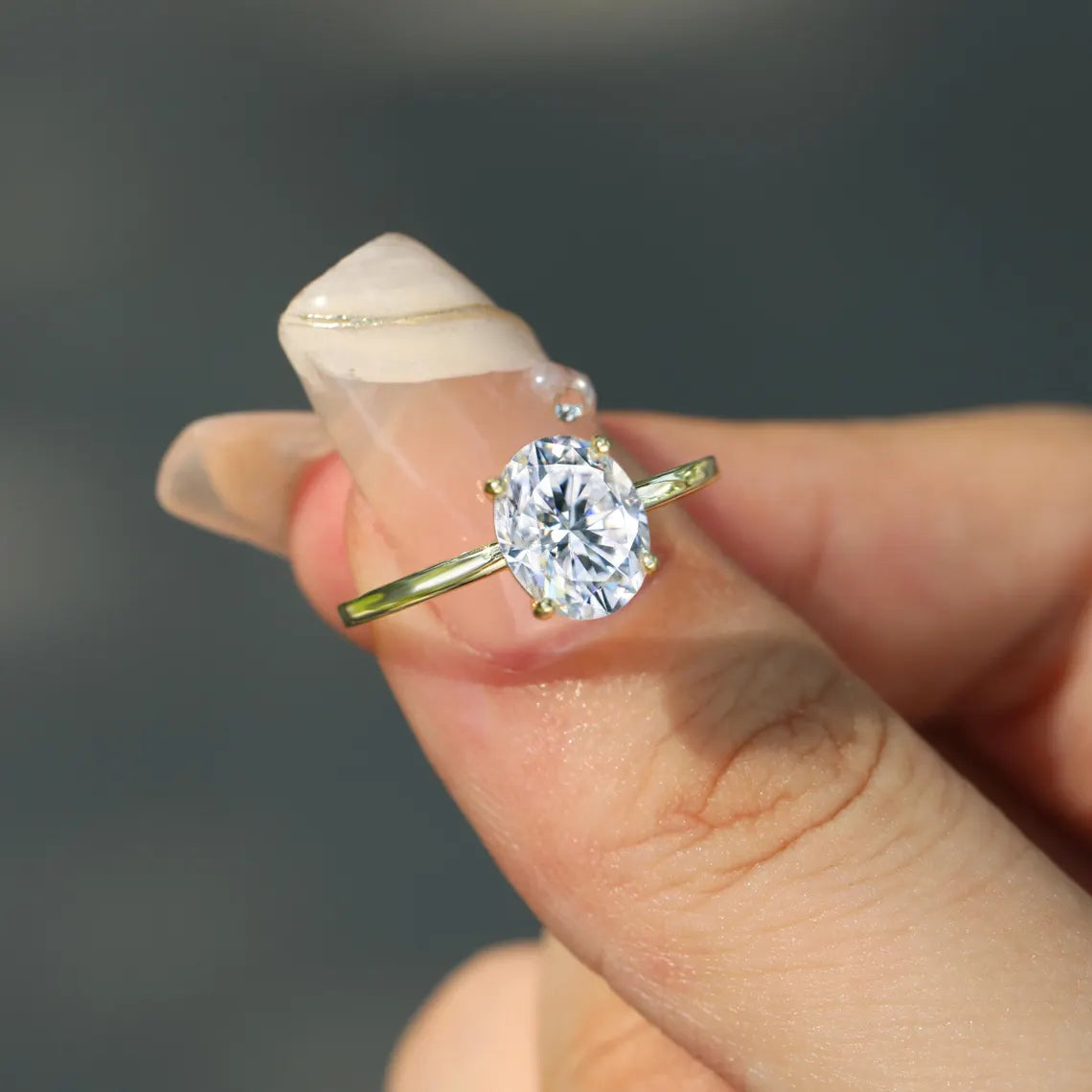 2.0CT Oval Cut Daimond Solitaire Moissanite Engagement Ring