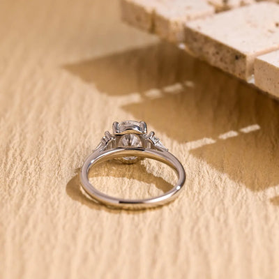 1.0 CT Oval Cut Cluster Diamond Moissanite Engagement Ring