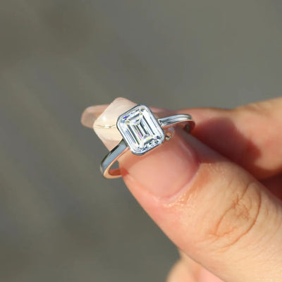 2.0CT Emerald Daimond Bezel Set Solitaire Moissanite Engagement Ring