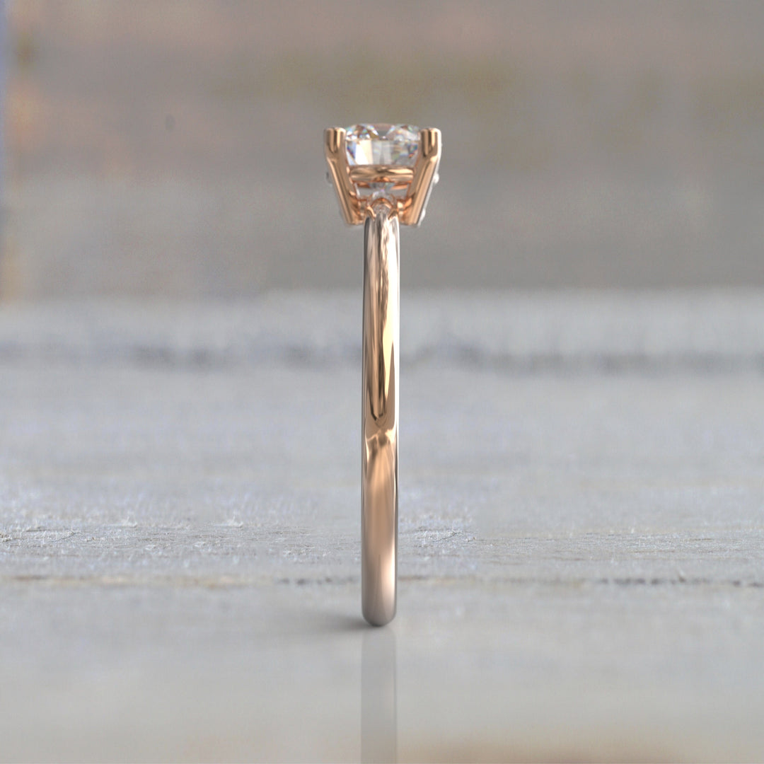 1.0 CT Cushion Cut Moissanite Solitaire Diamond Engagement Ring