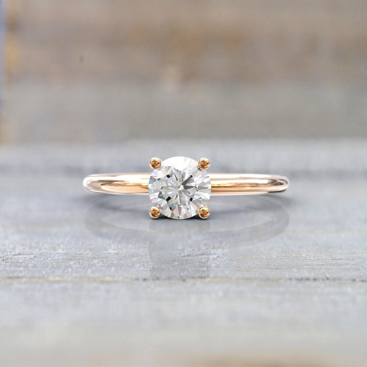 1.0 CT Cushion Cut Moissanite Solitaire Diamond Engagement Ring