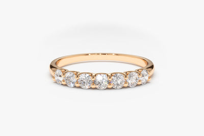 Round Cut Shared Prongs Diamond Band for Women