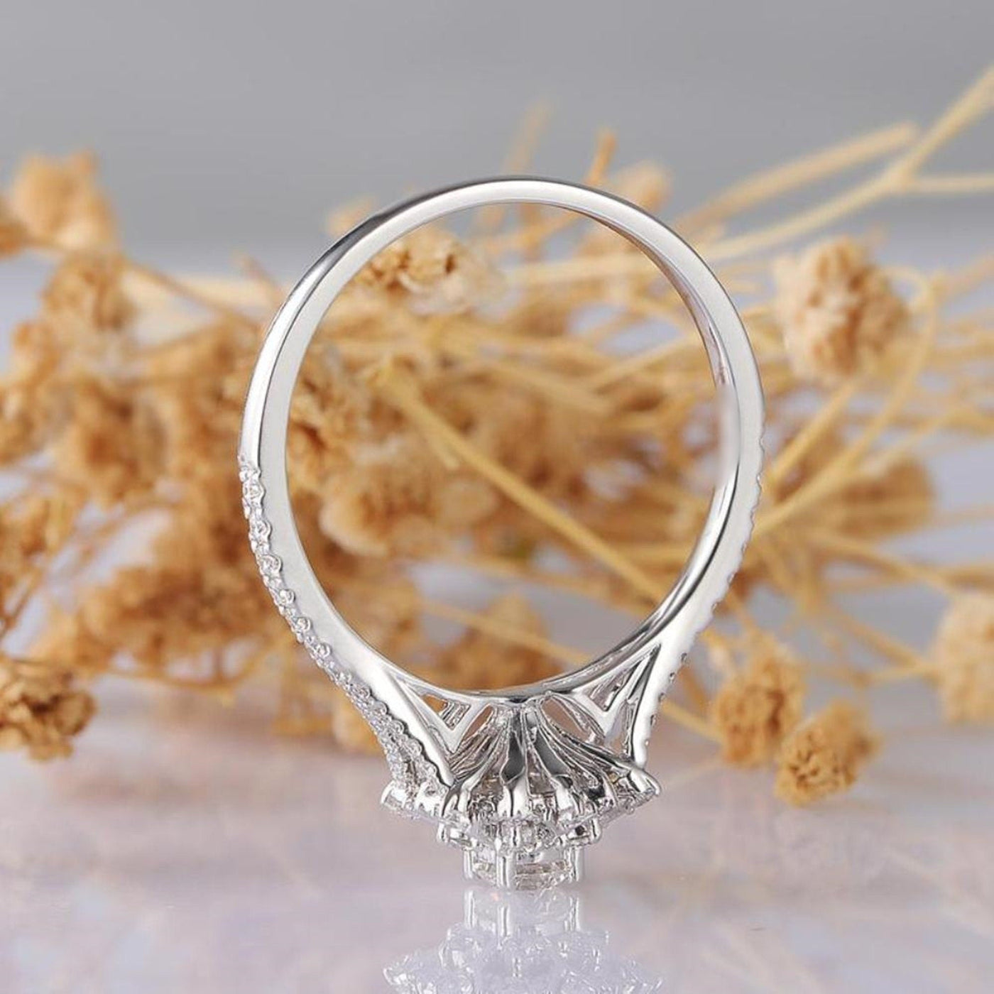 Round Cut Diamond Beautiful Snowflake Ring for Women