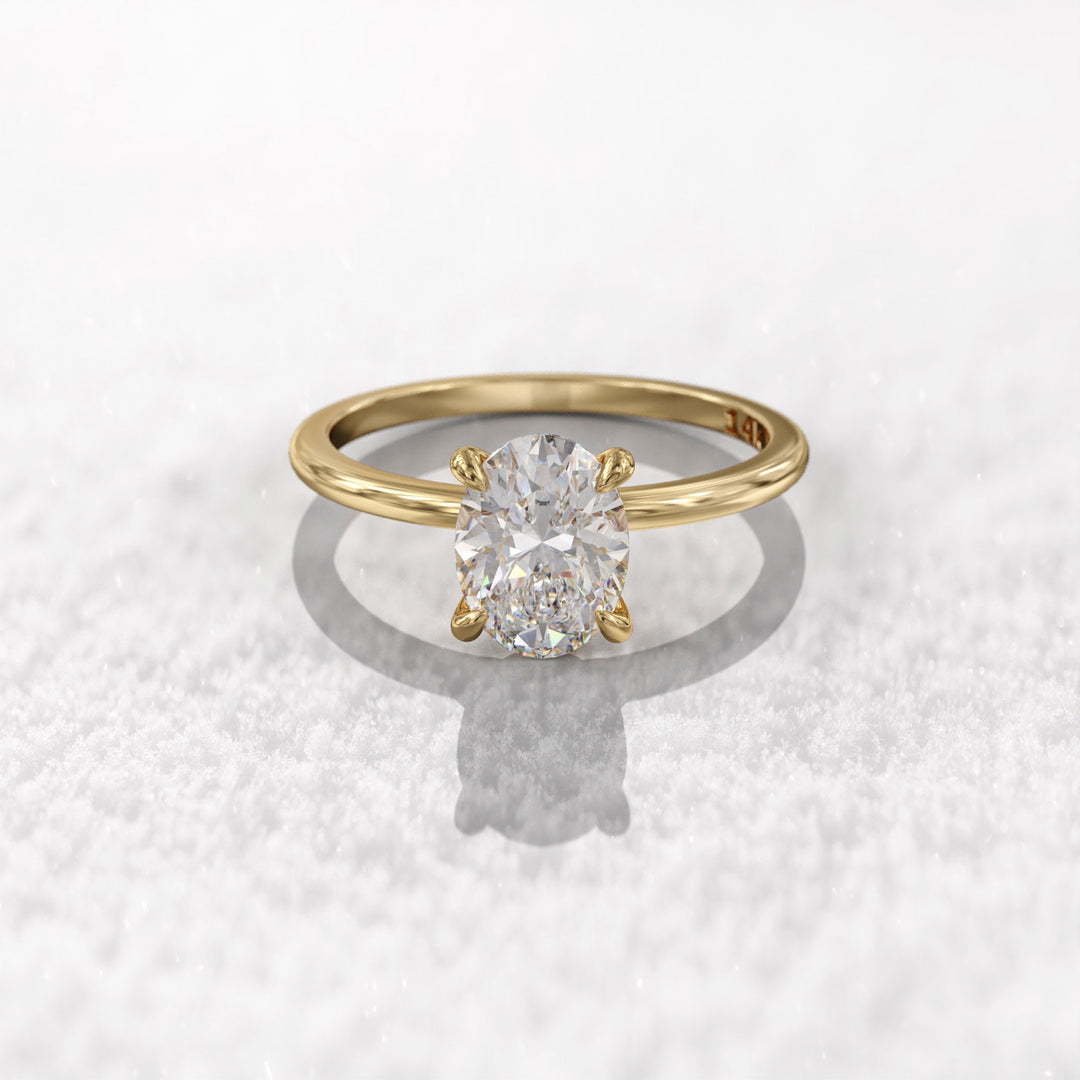 1.0 CT Oval Cut Moissanite Solitaire Diamond Engagement Ring