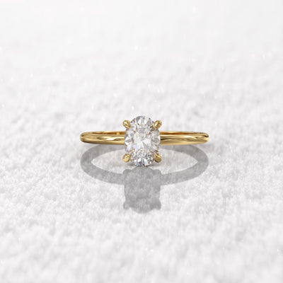 1.0 CT Oval Cut Moissanite Solitaire Diamond Engagement Ring