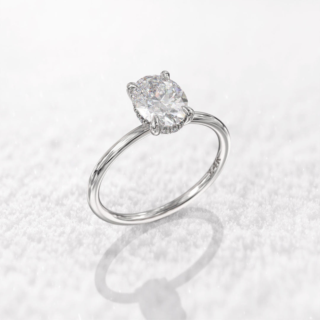 1.0 CT Oval Cut Moissanite Solitaire Diamond Engagement Ring