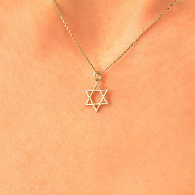 Star Charm Moissanite Diamond Pendant Necklace in 14K Gold