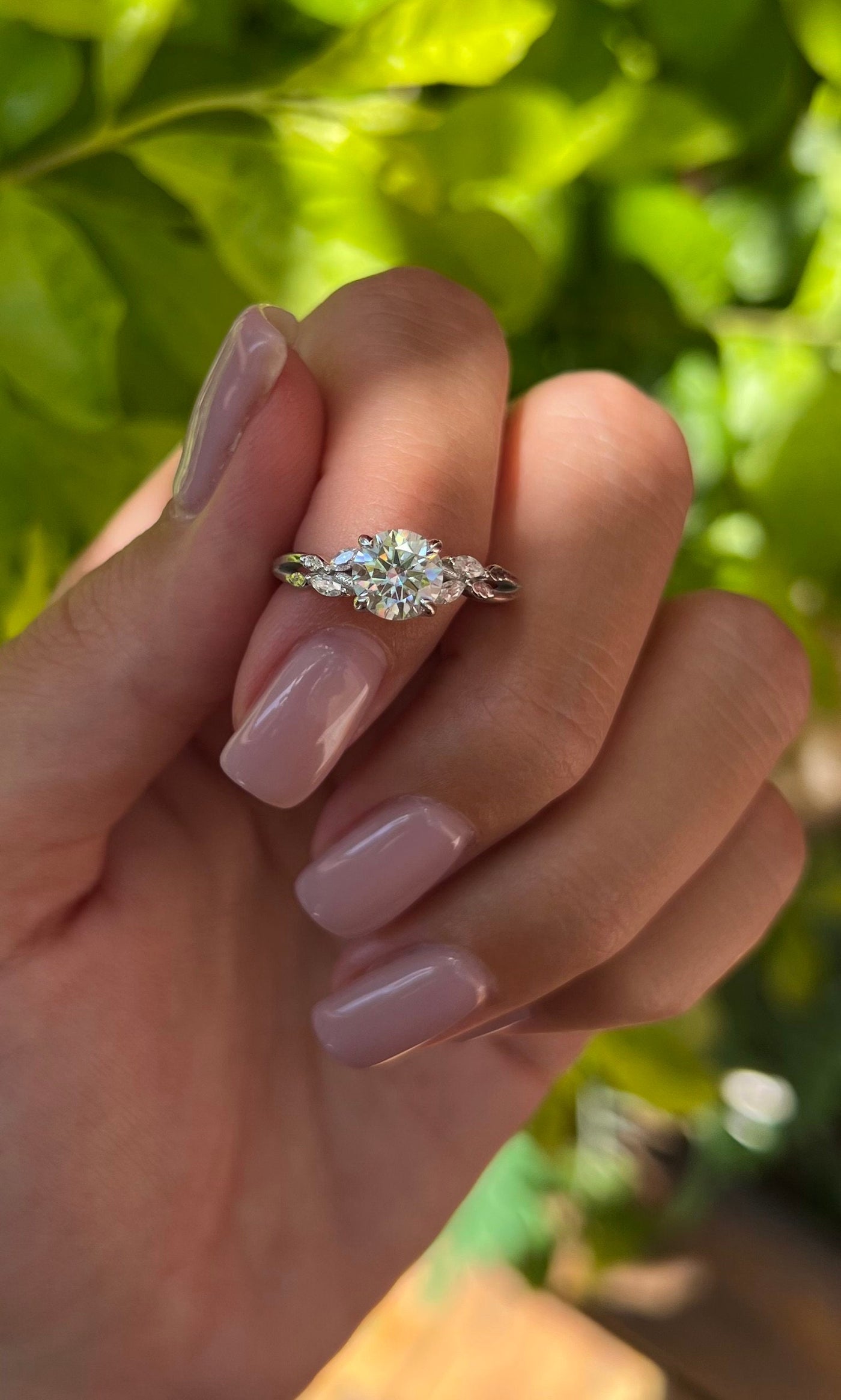 1.0 CT Round Cut Moissanite Twig Engagement Ring