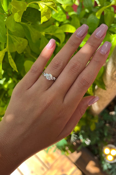 1.0 CT Round Cut Moissanite Twig Engagement Ring