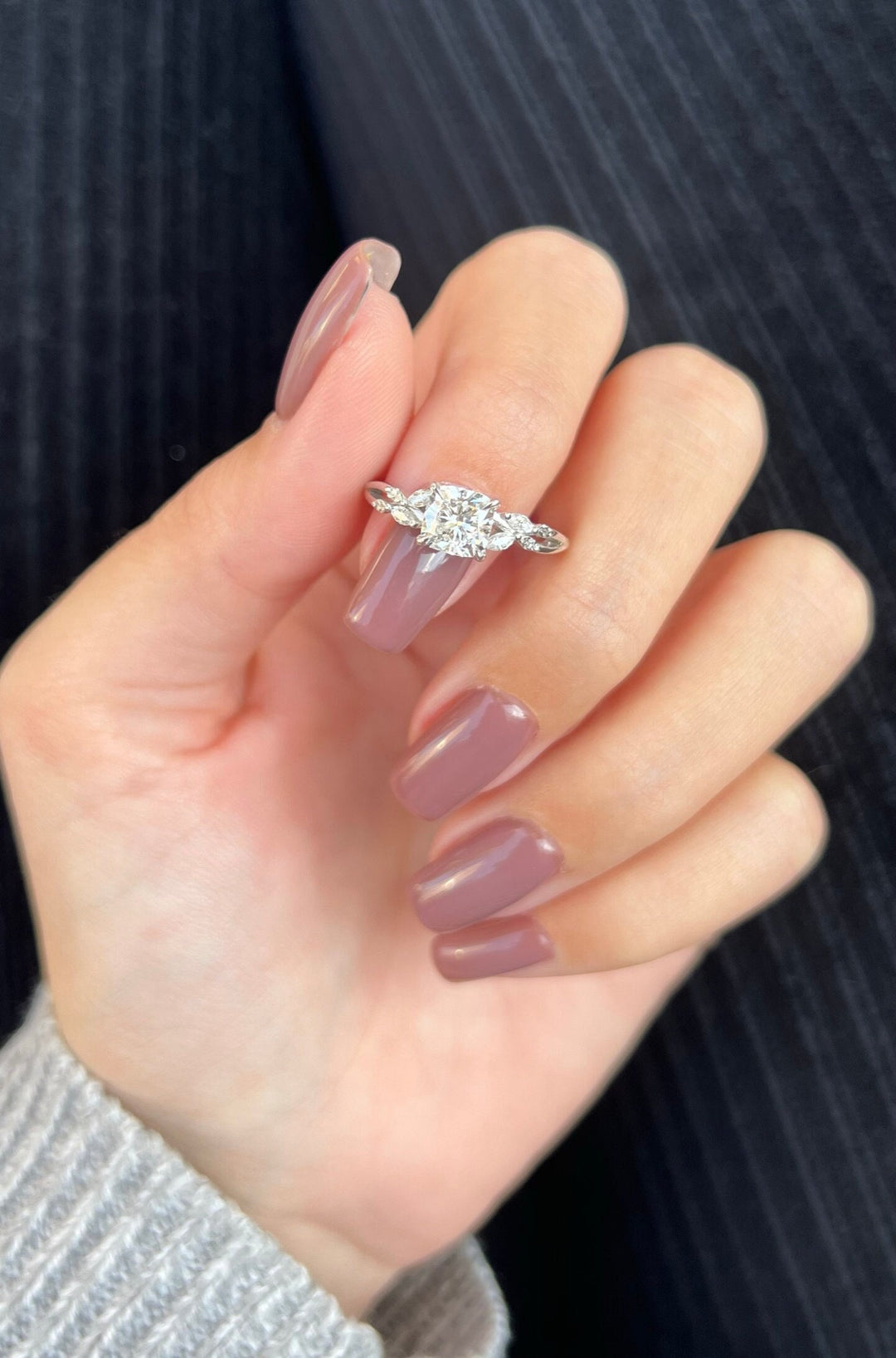 1.0 CT Cushion Cut Moissanite Diamond Twig Engagement Ring