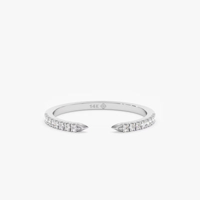 0-18ct-round-open-moissanite-diamond-wedding-band-in-18k-yellow-gold