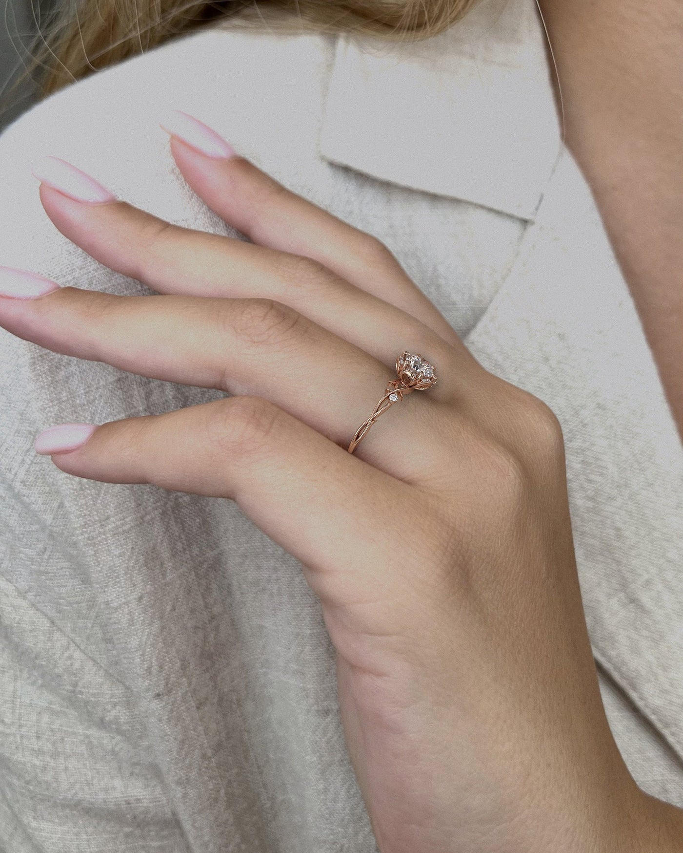 1.0 CT Round Cut Halo Moissanite Diamond Twig Engagement Ring