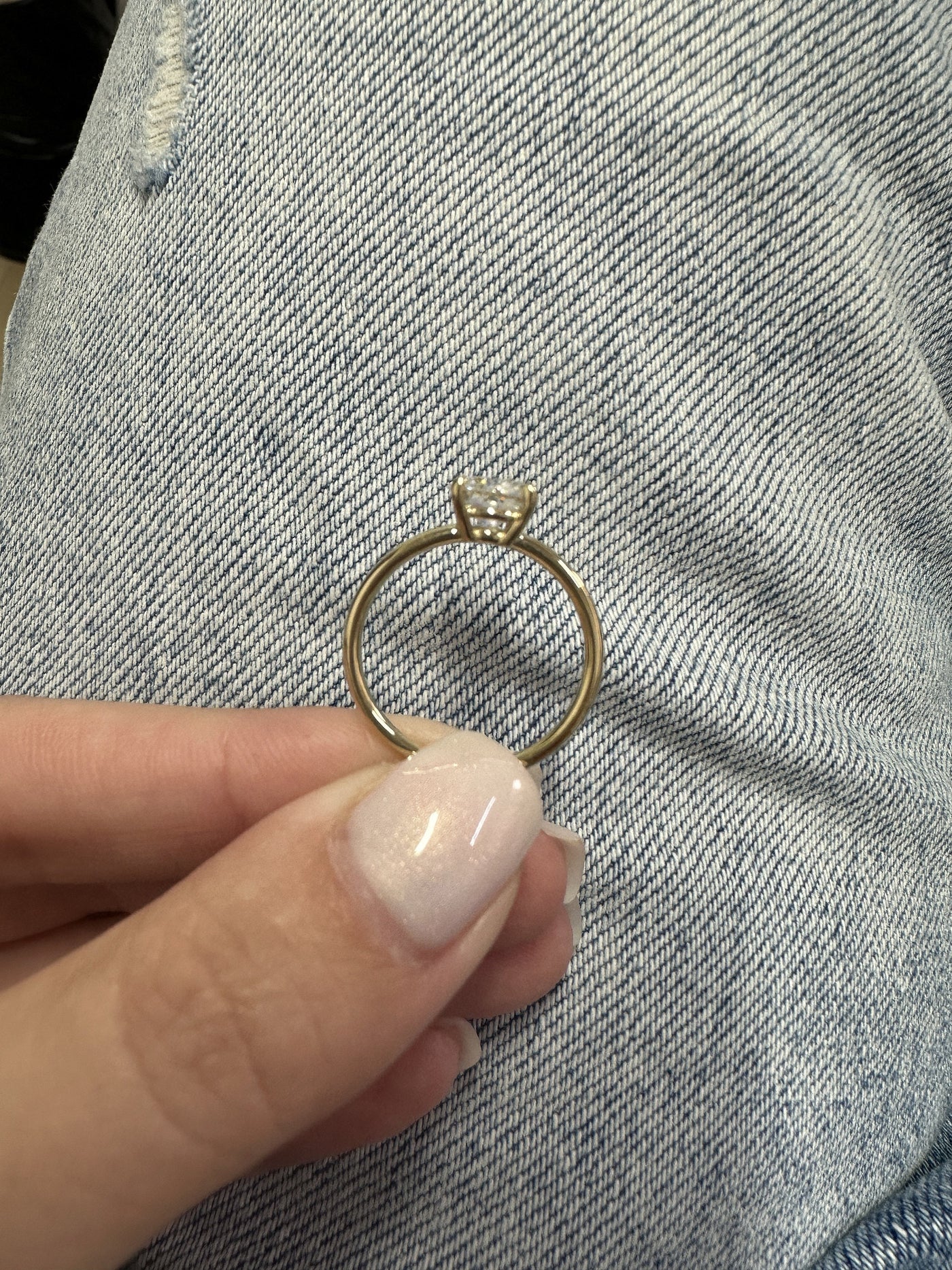 1.3 CT Round Cut Moissanite Solitaire Diamond Engagement Ring