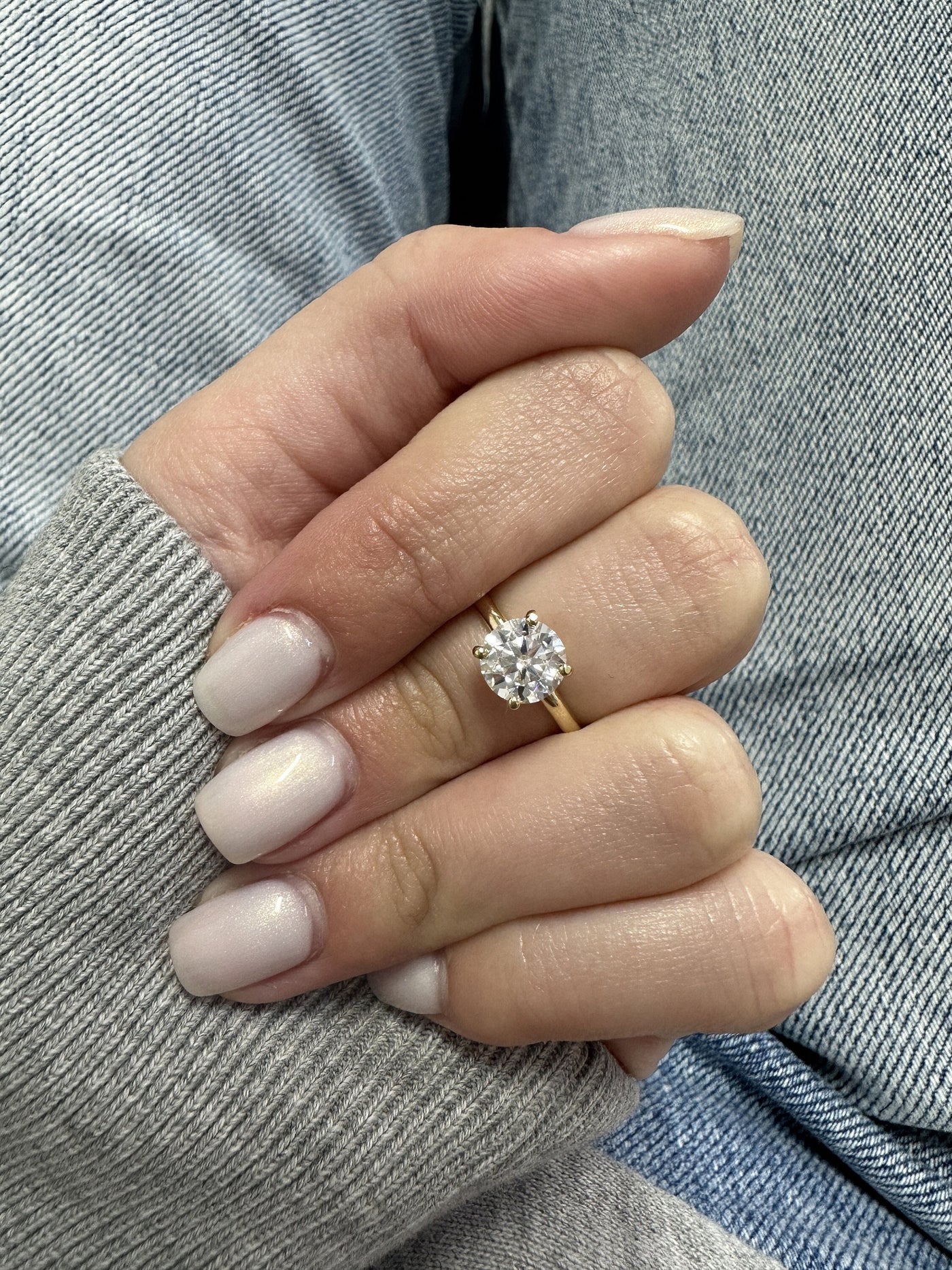 1.3 CT Round Cut Moissanite Solitaire Diamond Engagement Ring