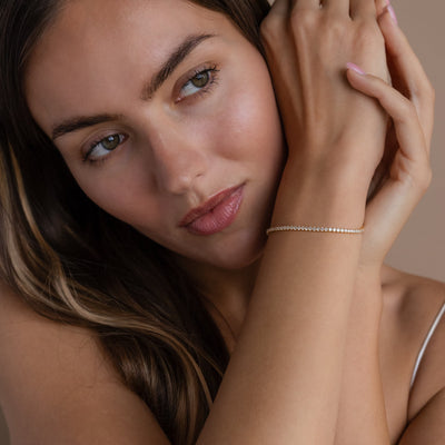 Round Cut Moissanite Diamond Tennis Bracelet in Solid Gold