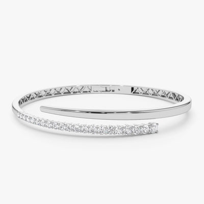 Round Cut Diamond Bracelet Bangle in 14K Gold